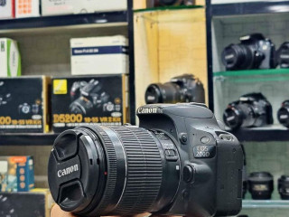 Canon 200D with 18-55mm STM