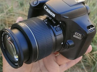 Canon 4000D with 18_55mm