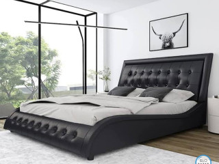 Modern style bed set