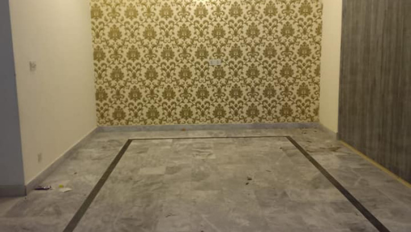 7-marla-house-for-rent-big-8