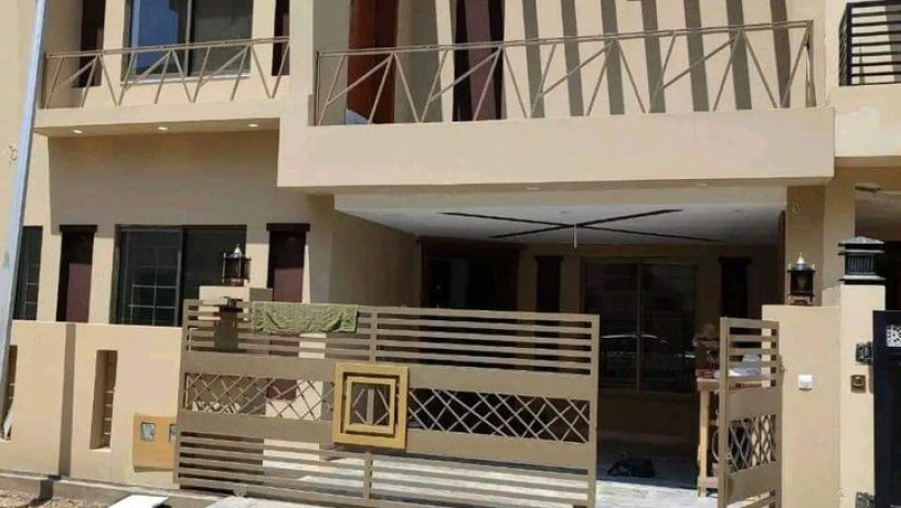 7-marla-house-in-umer-block-phase-8-big-0
