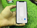 iphone-xs-small-1