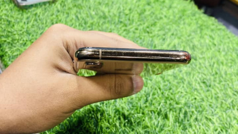 iphone-xs-big-5