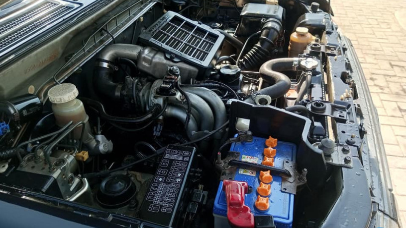 nissan-kix-44-660-cc-big-7