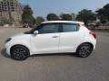 suzuki-swift-glx-cvt-full-option-small-0