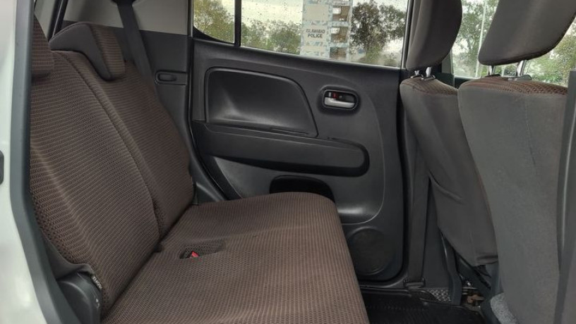 suzuki-mr-wagon-x-idling-stop-big-6