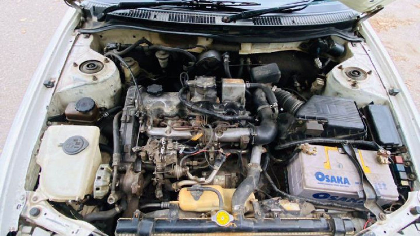 japani-corolla-diesel-model-big-8