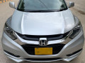honda-vezel-hybrid-small-0