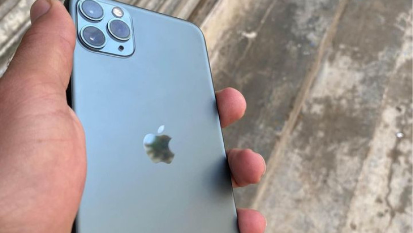 iphone-11-pro-max-big-0