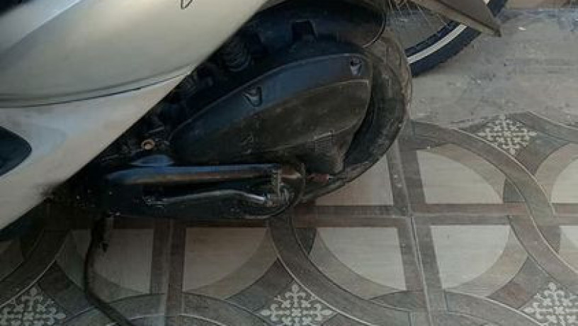 japenese-scooty-49cc-big-4