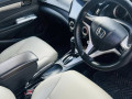 honda-city-2010-small-4