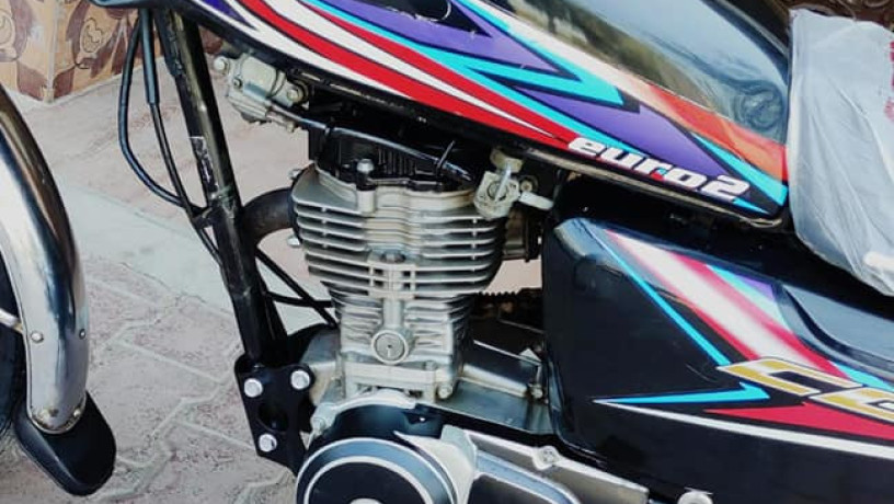 honda-cg-125-2019-big-4
