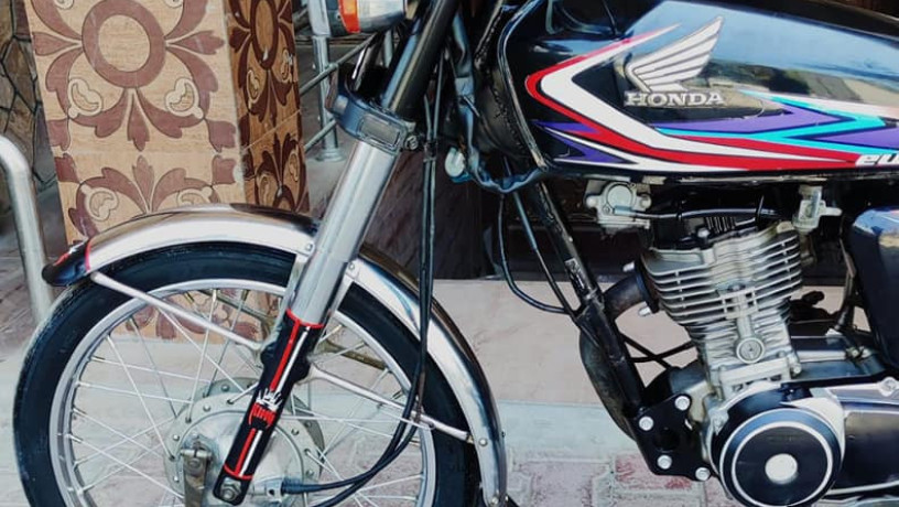 honda-cg-125-2019-big-2