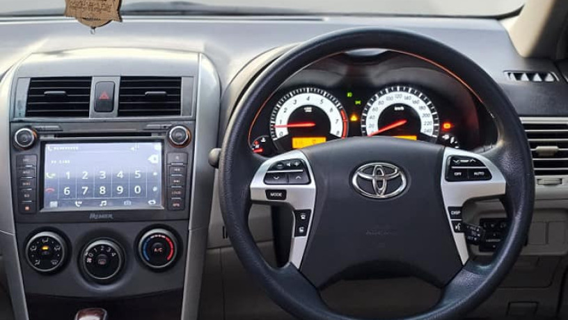 toyota-corolla-altis-sr-cruestronic-16-big-9