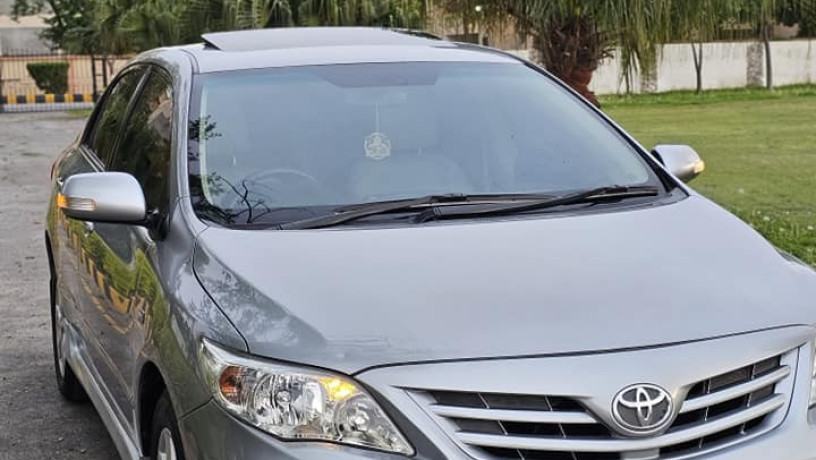 toyota-corolla-altis-sr-cruestronic-16-big-3