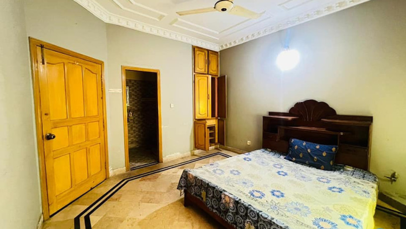 one-room-available-for-rent-in-e-114-big-0