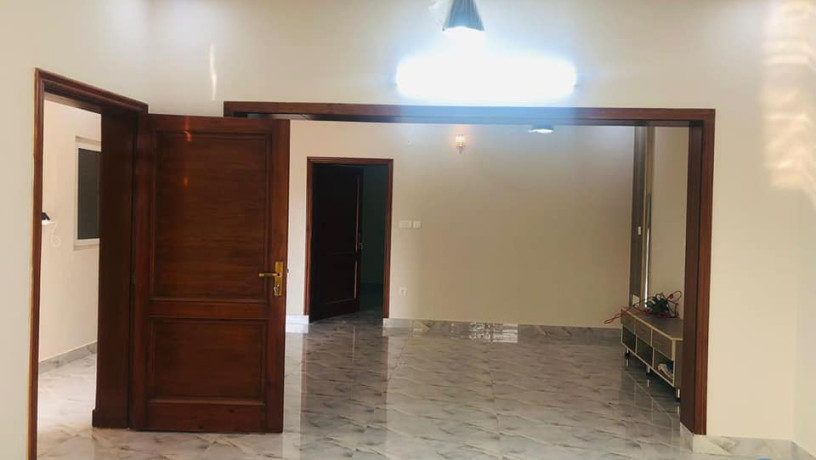 10-marla-house-available-for-sale-big-0
