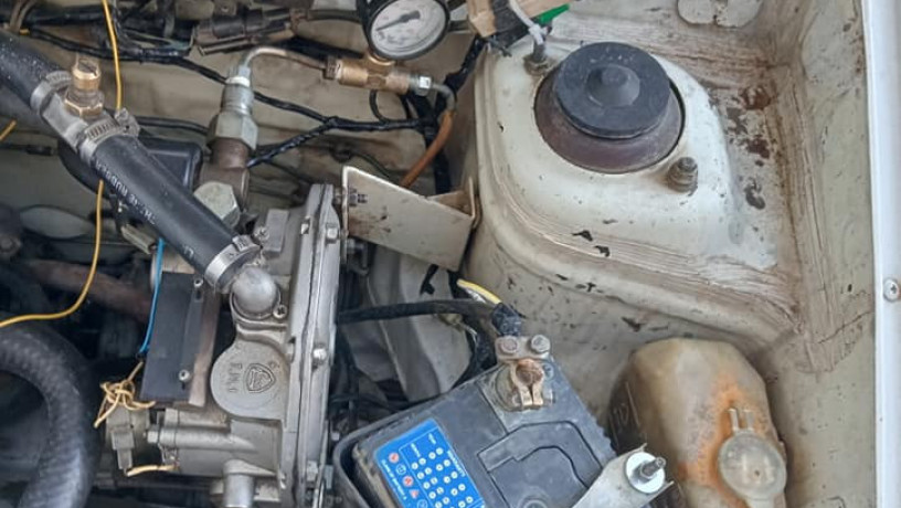 suzuki-mehran-2004-big-8