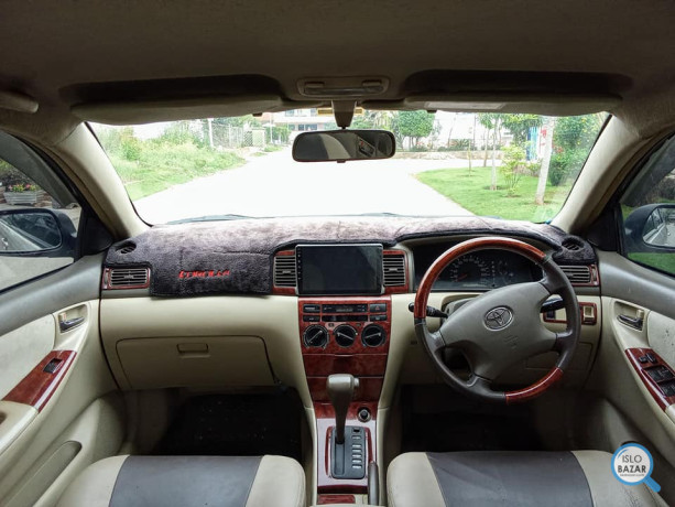 se-saloon-big-3