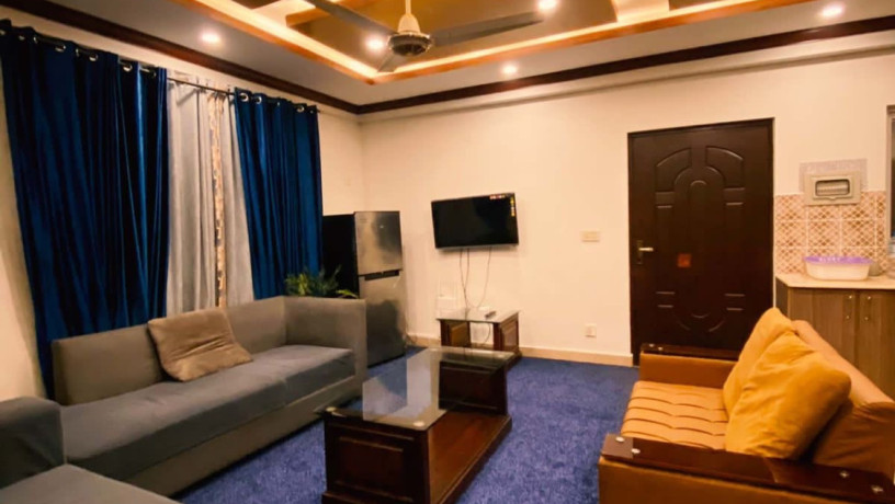 corner-2-bad-furnish-apartments-big-0