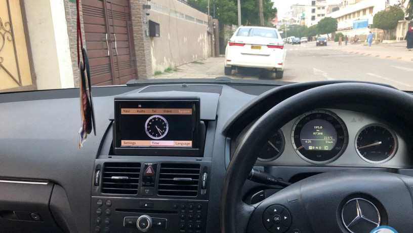 mercedes-c200-kompressor-supercharged-big-1
