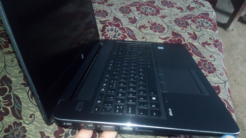 hp-zbook-15-g3-big-3