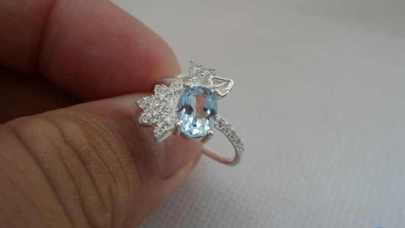 blue-topaz-pukhraj-big-0