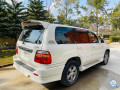 toyota-landcruiser-small-9