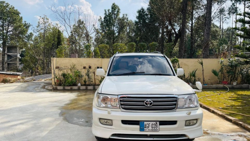 toyota-landcruiser-big-10