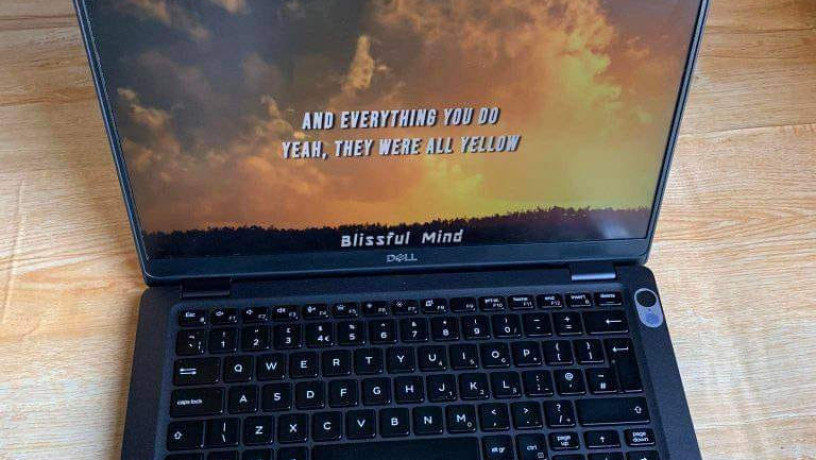 dell-latitude-5300-big-5