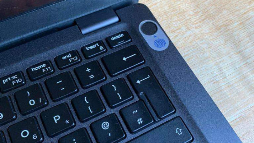 dell-latitude-5300-big-4